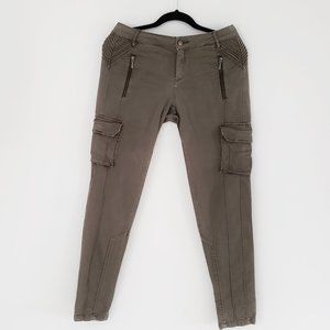 Zara Modern Legging with Zippers and Stitching Details (Size 6)
